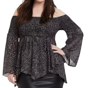 TORRID Chiffon Animal Print Smocked Off Shoulder Top Asymmetrical Black Size 2